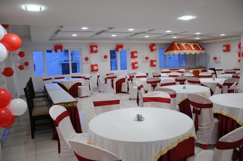 Plaza Hotel Trichy Tiruchirappalli Zimmer foto